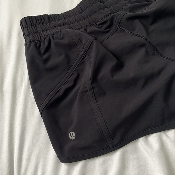 Lululemon Tracker Low-Rise Lined Short 4" - Picture 4 of 4